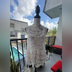 Vintage Y2K Dolled Up by Fang White Crochet Tank Top - 100% Cotton - Size L